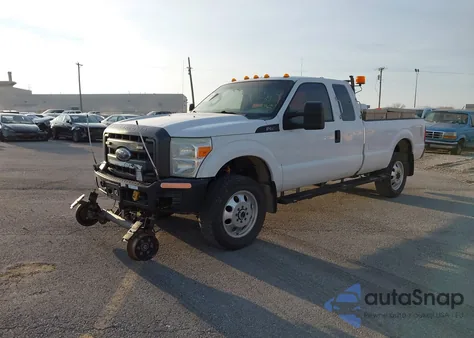 2015 Ford F-250 Xl из США, поврежденный, VIN 1FT7X2B64FEC58654